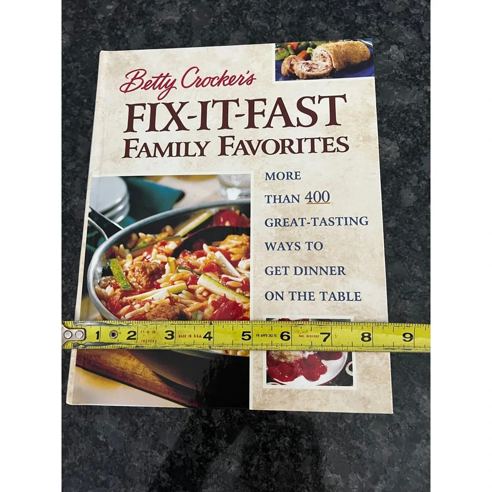 VTG Betty Crocker Fix-It-Fast Family Favorites‎ Cookbook Over 400 Great Recipes